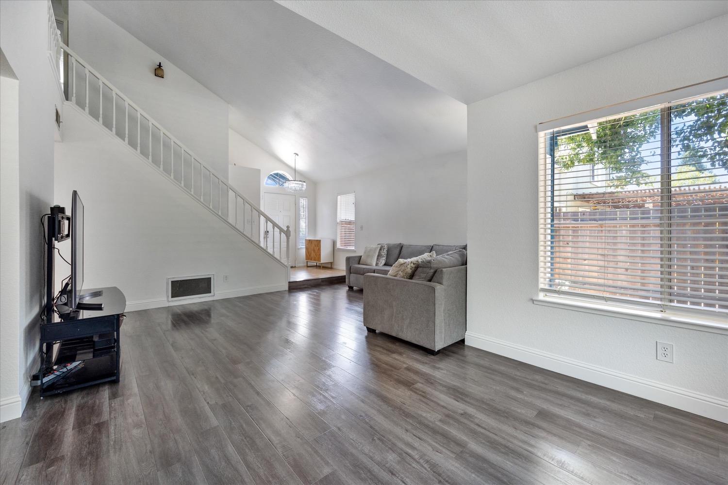 3759 Willow Bend Place