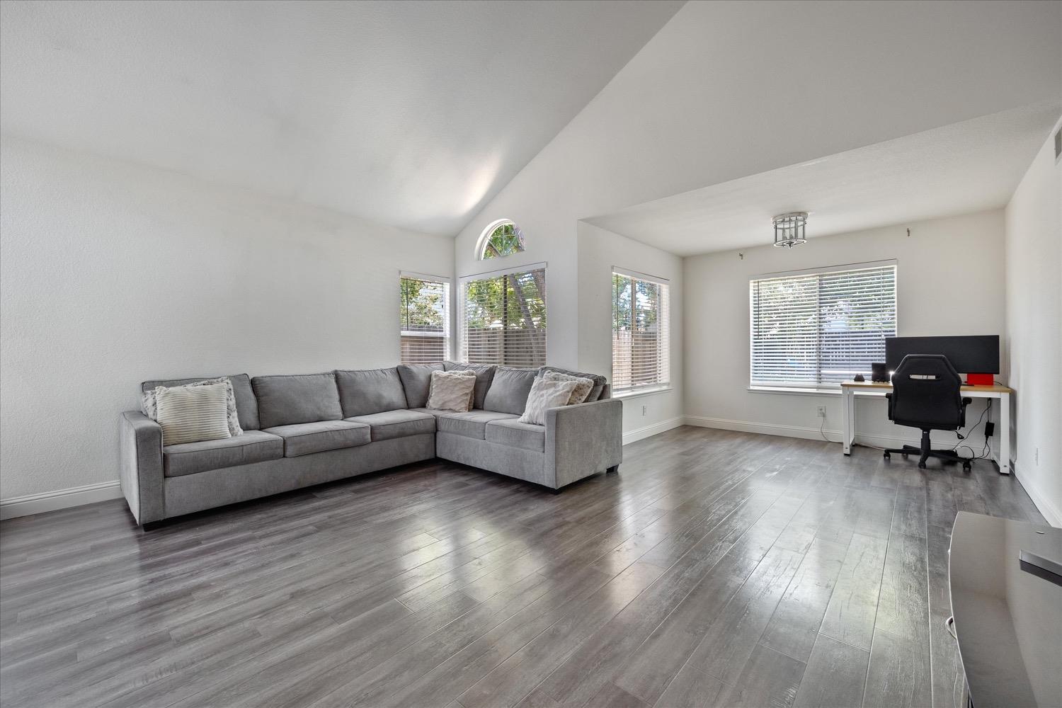 3759 Willow Bend Place