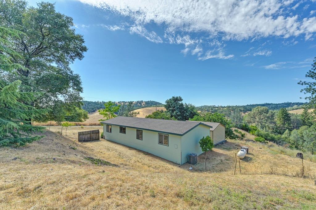 6521 Ranch Lake Road