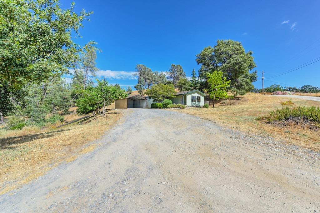 6521 Ranch Lake Road