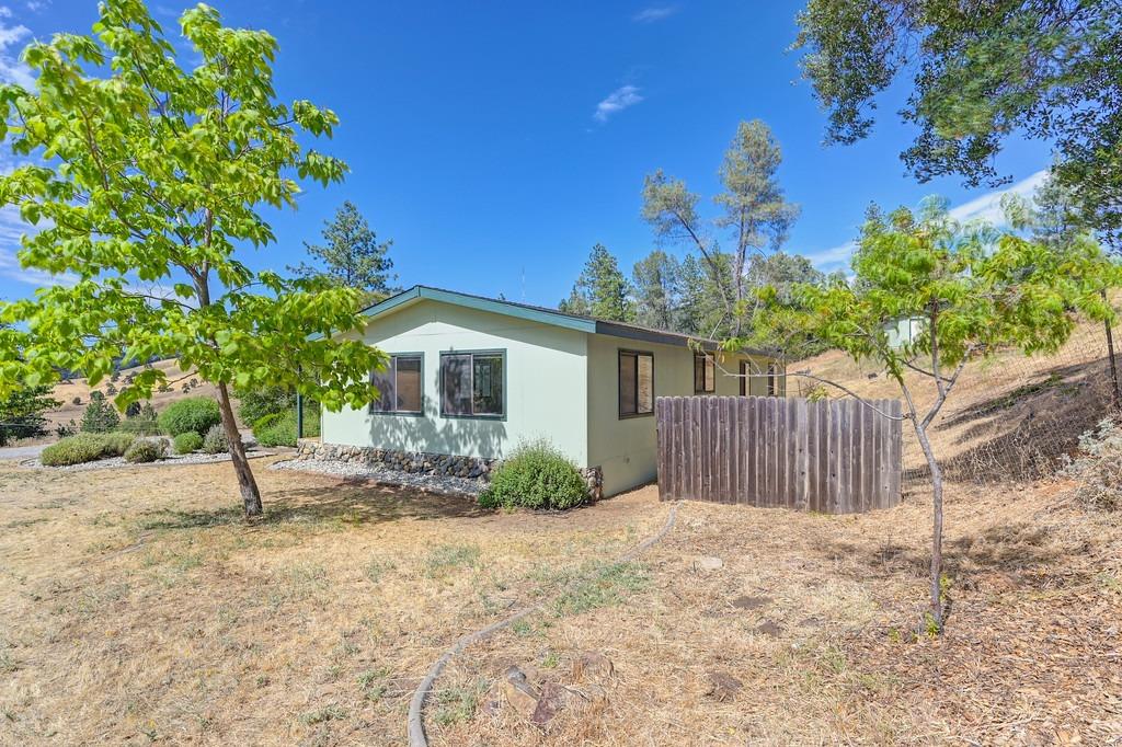 6521 Ranch Lake Road