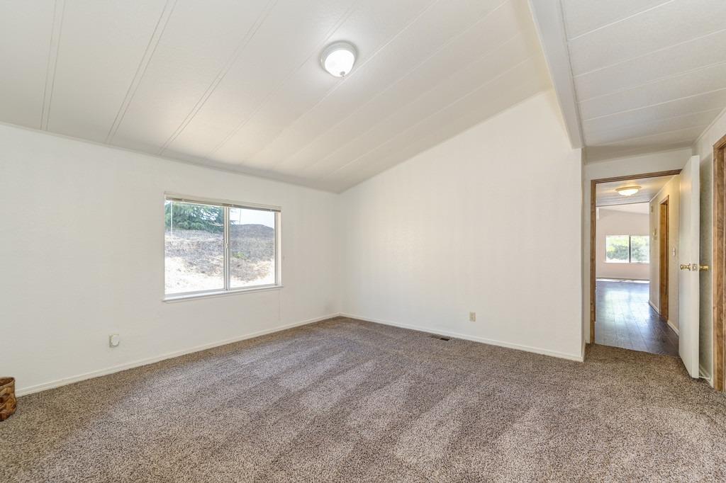 6521 Ranch Lake Road