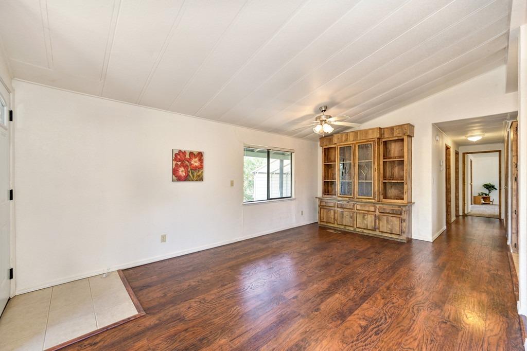 6521 Ranch Lake Road