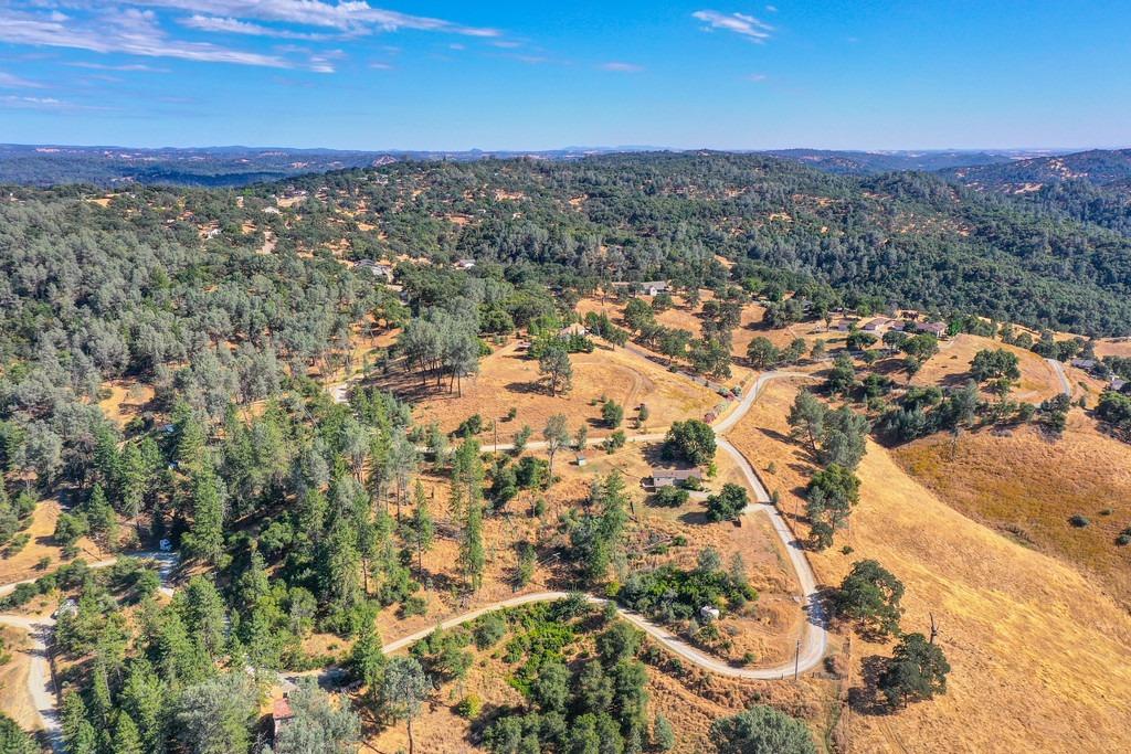 6521 Ranch Lake Road