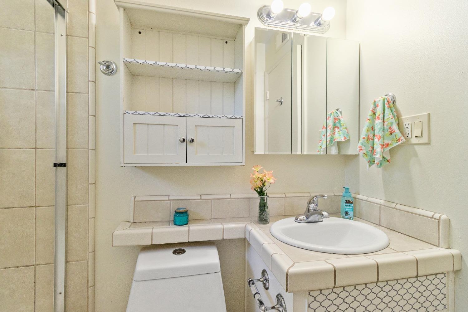 5122 Rhode Island Drive 4