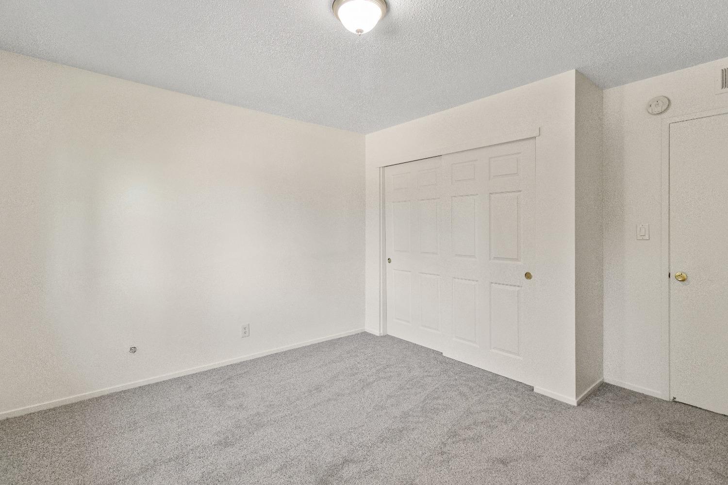 5122 Rhode Island Drive 4