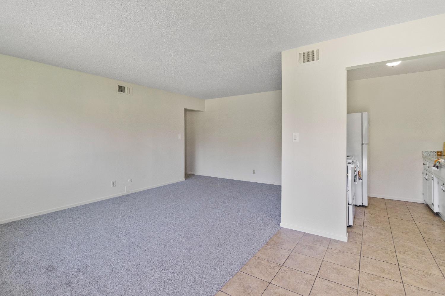 5122 Rhode Island Drive 4