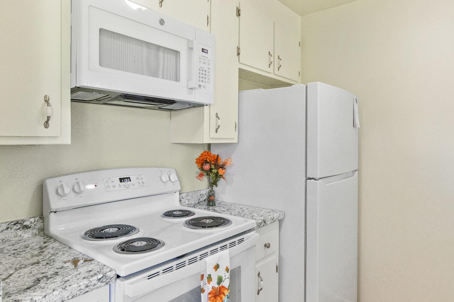 5122 Rhode Island Drive 4