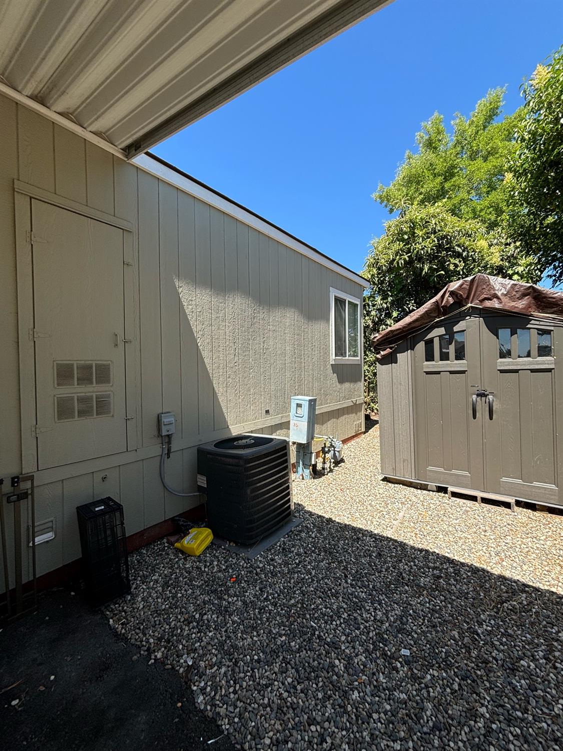 7309 Topanga Lane