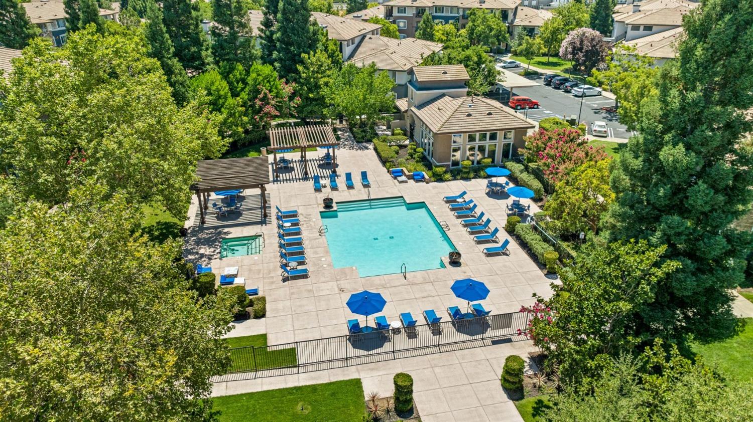 701 Gibson Drive 1534