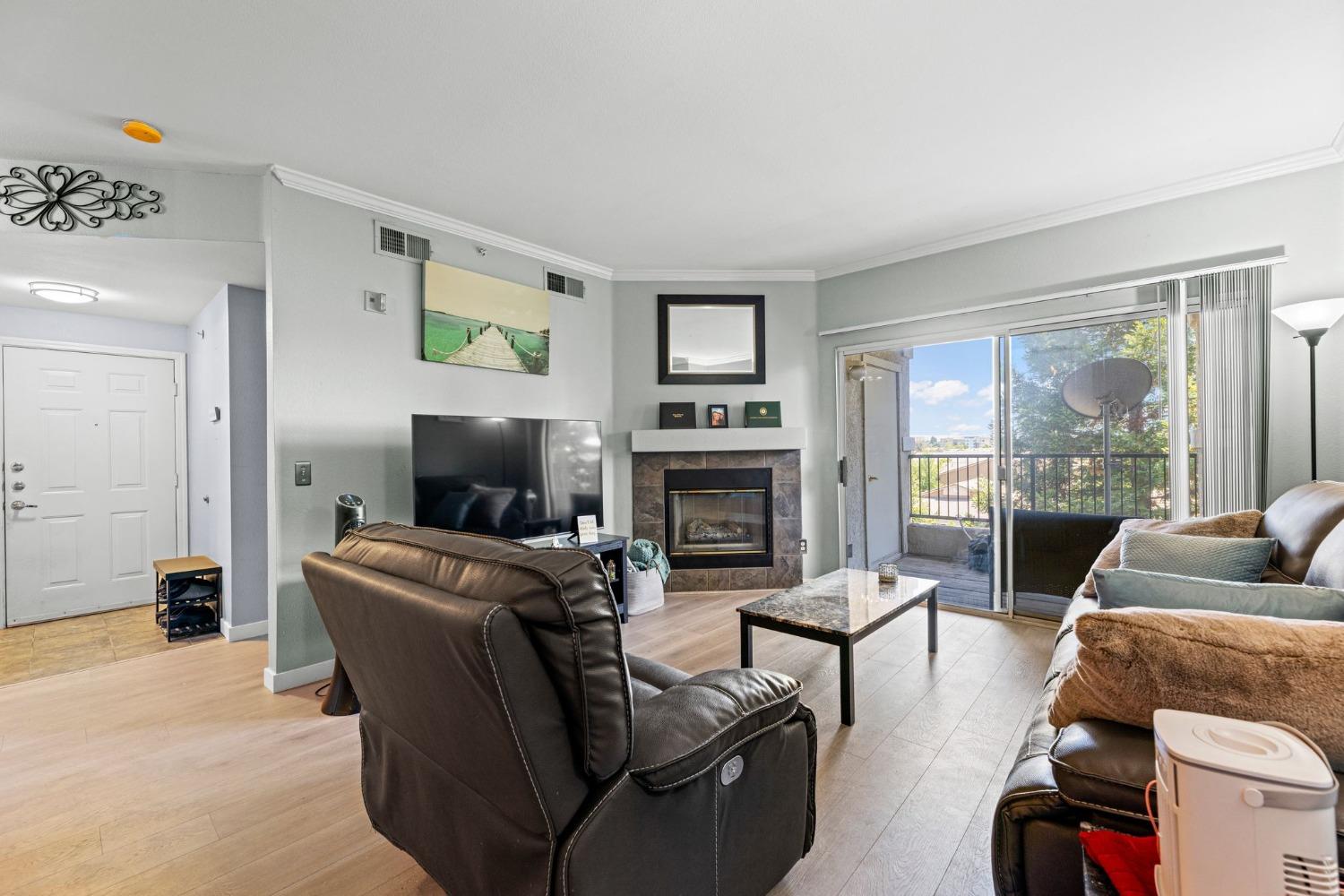 701 Gibson Drive 1534