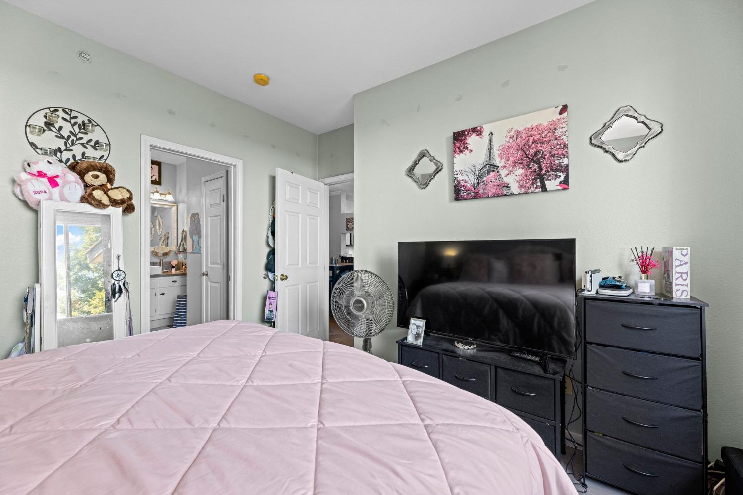 701 Gibson Drive 1534