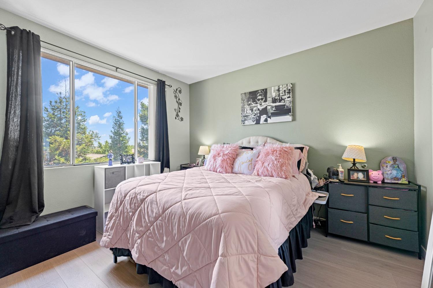 701 Gibson Drive 1534