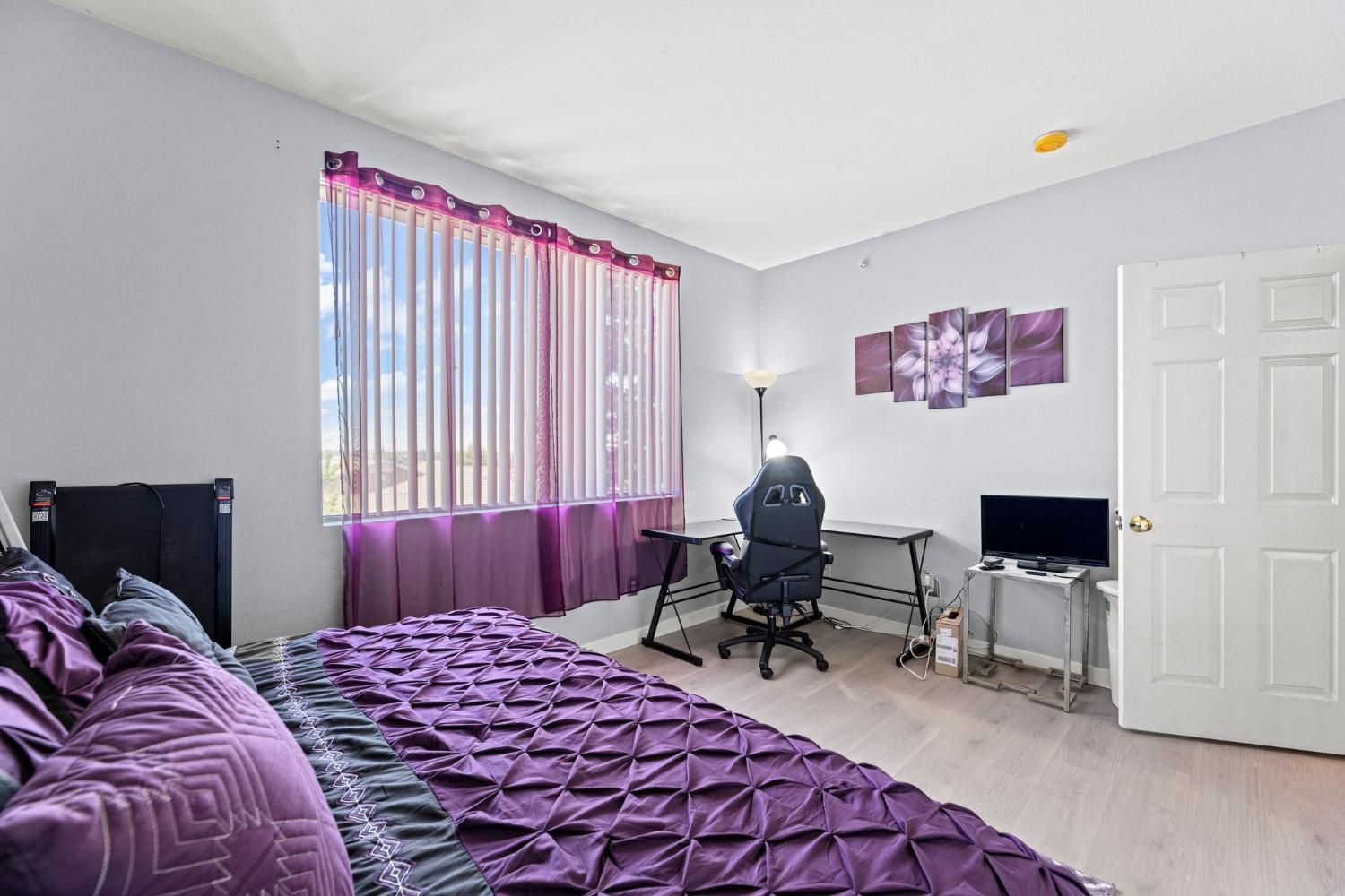 701 Gibson Drive 1534