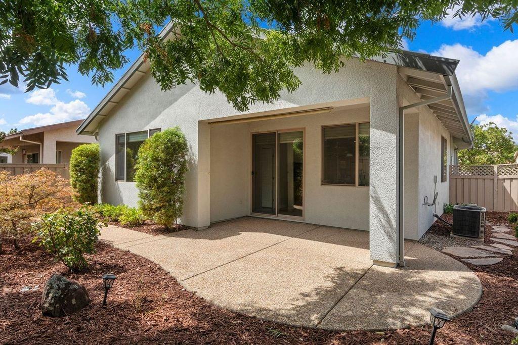 343 Stags Leap Lane