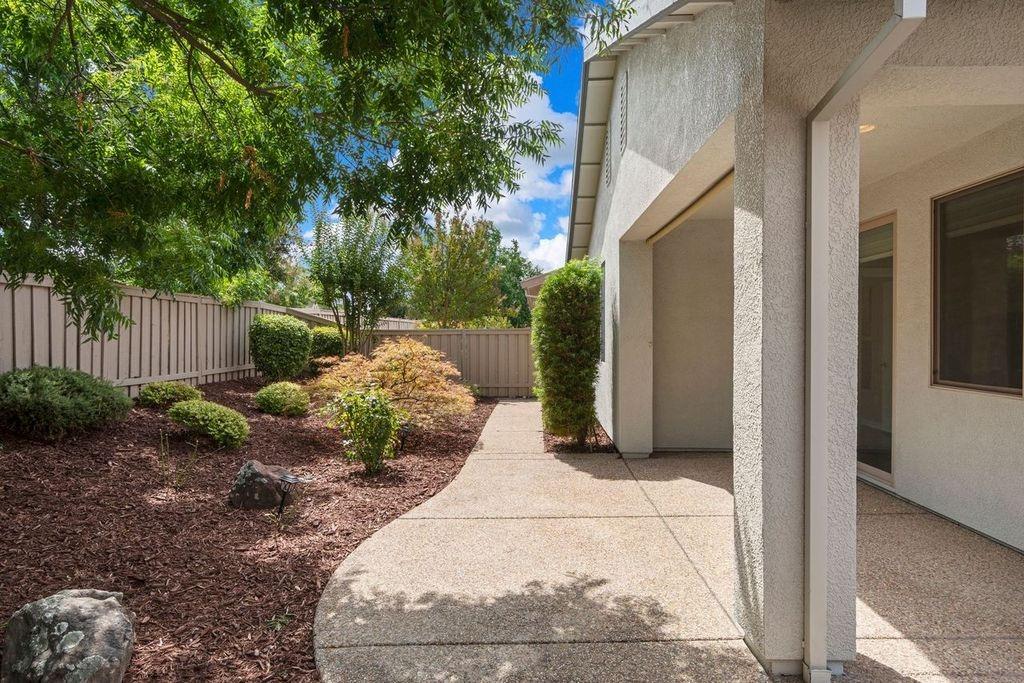 343 Stags Leap Lane