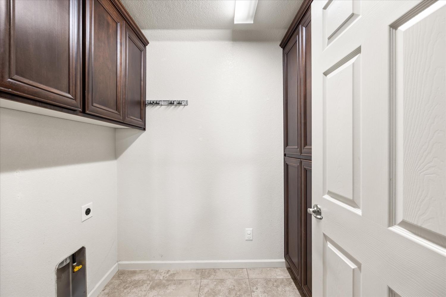 5597 Peach Tree Drive