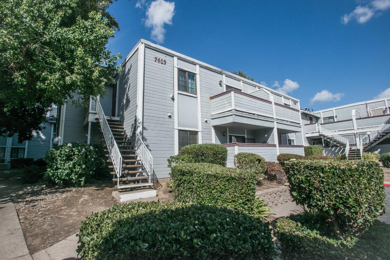 7409 Auburn Oaks Court M