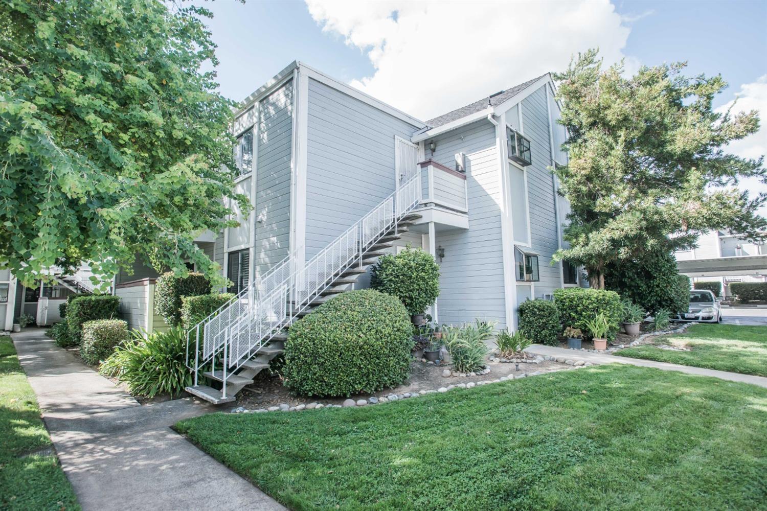 7409 Auburn Oaks Court M