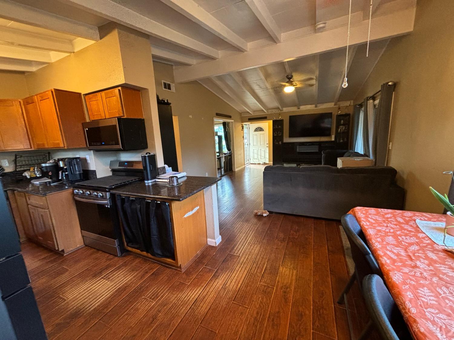 3709 Floral Drive