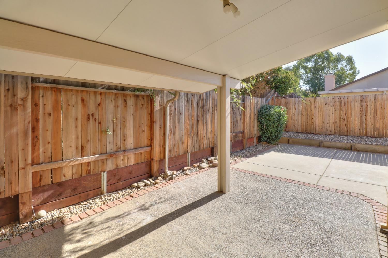 8571 Travary Way