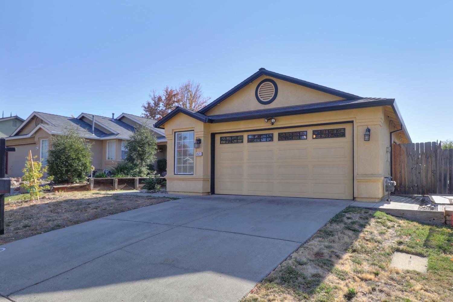 8571 Travary Way
