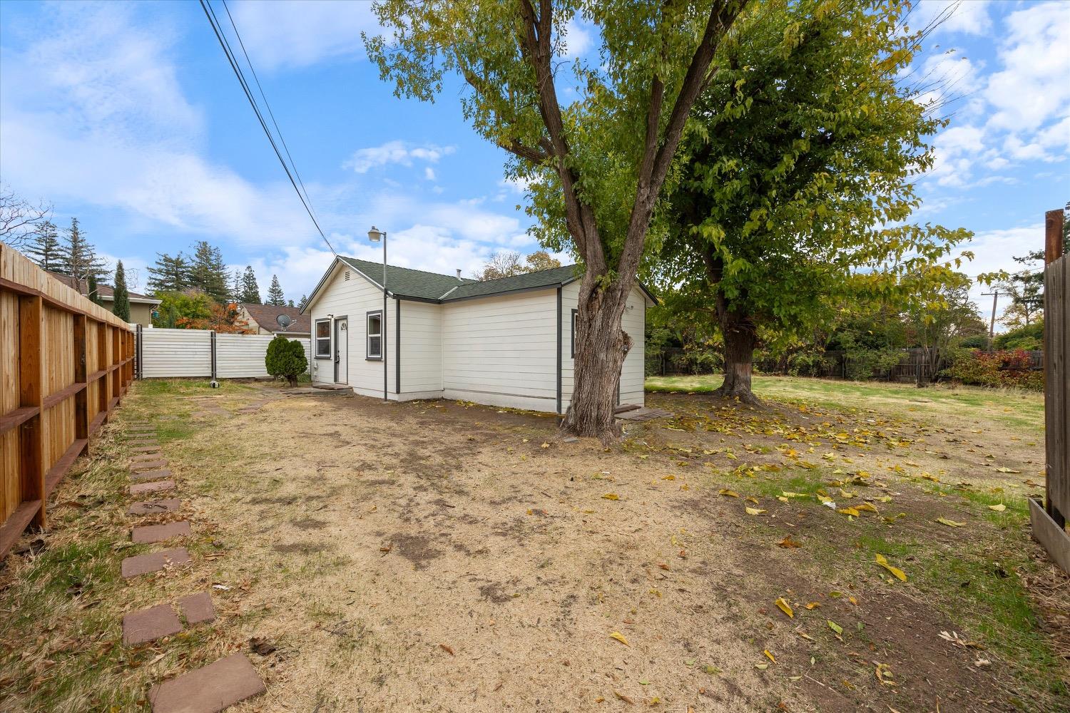 2100 S Keith Way
