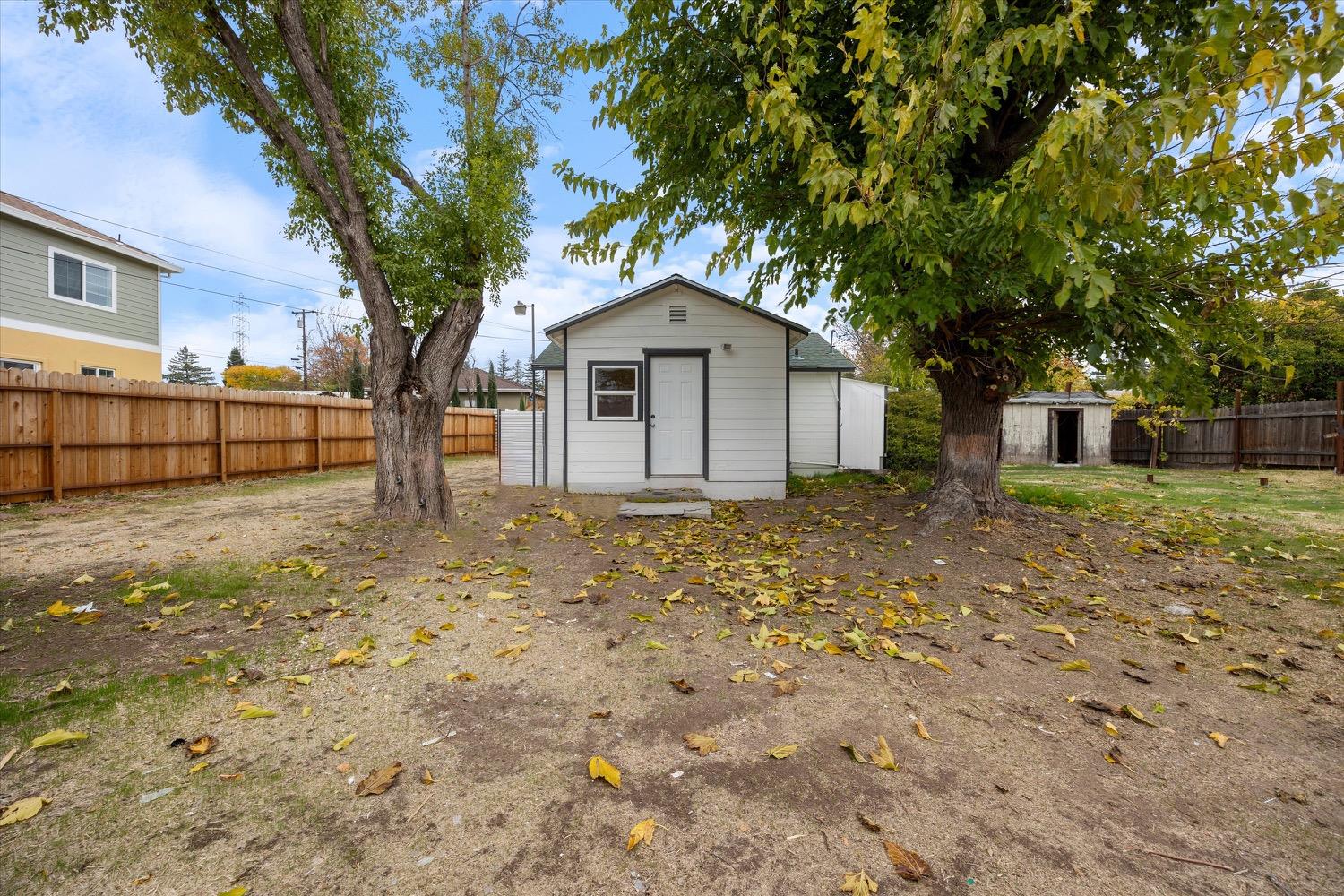 2100 S Keith Way