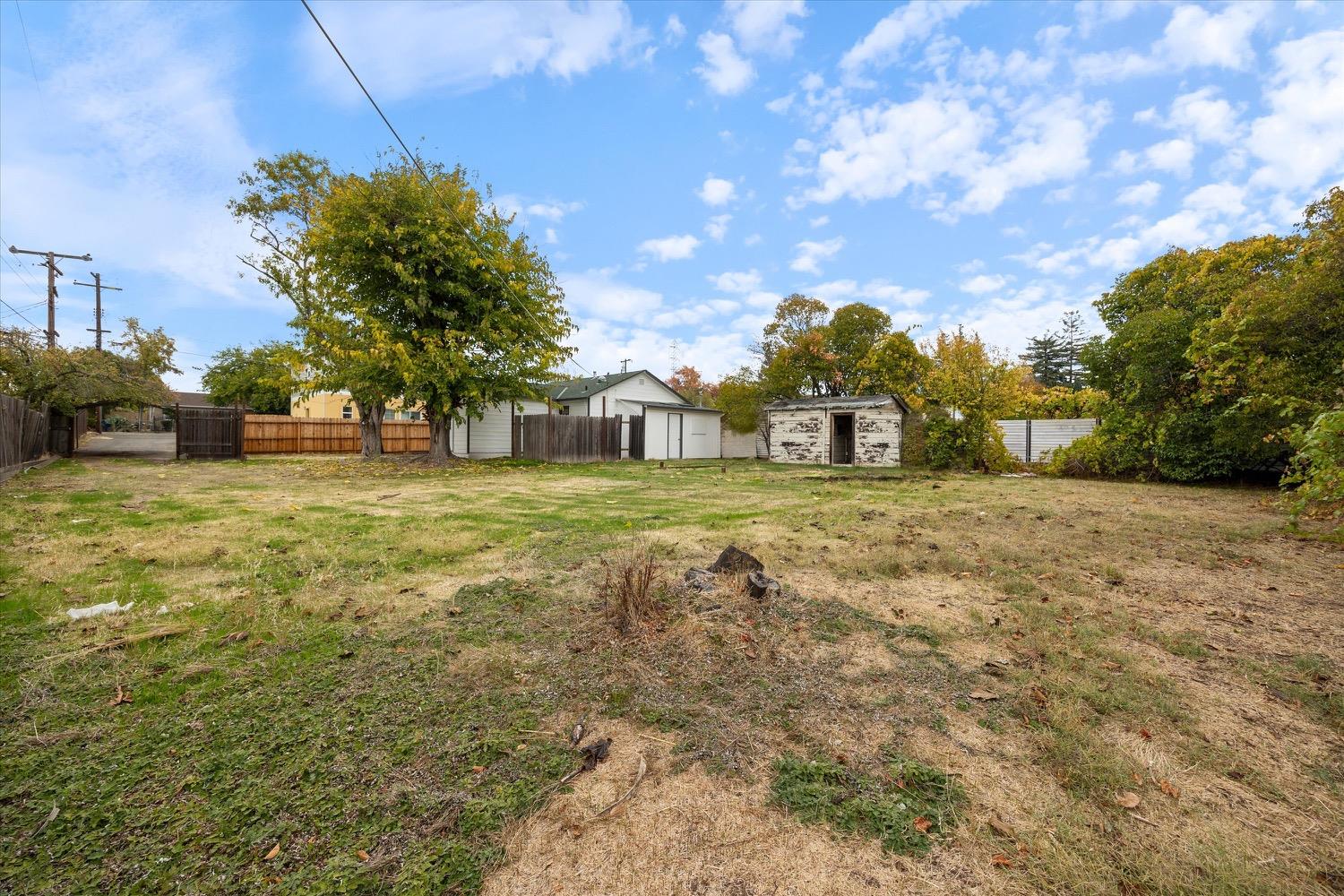 2100 S Keith Way