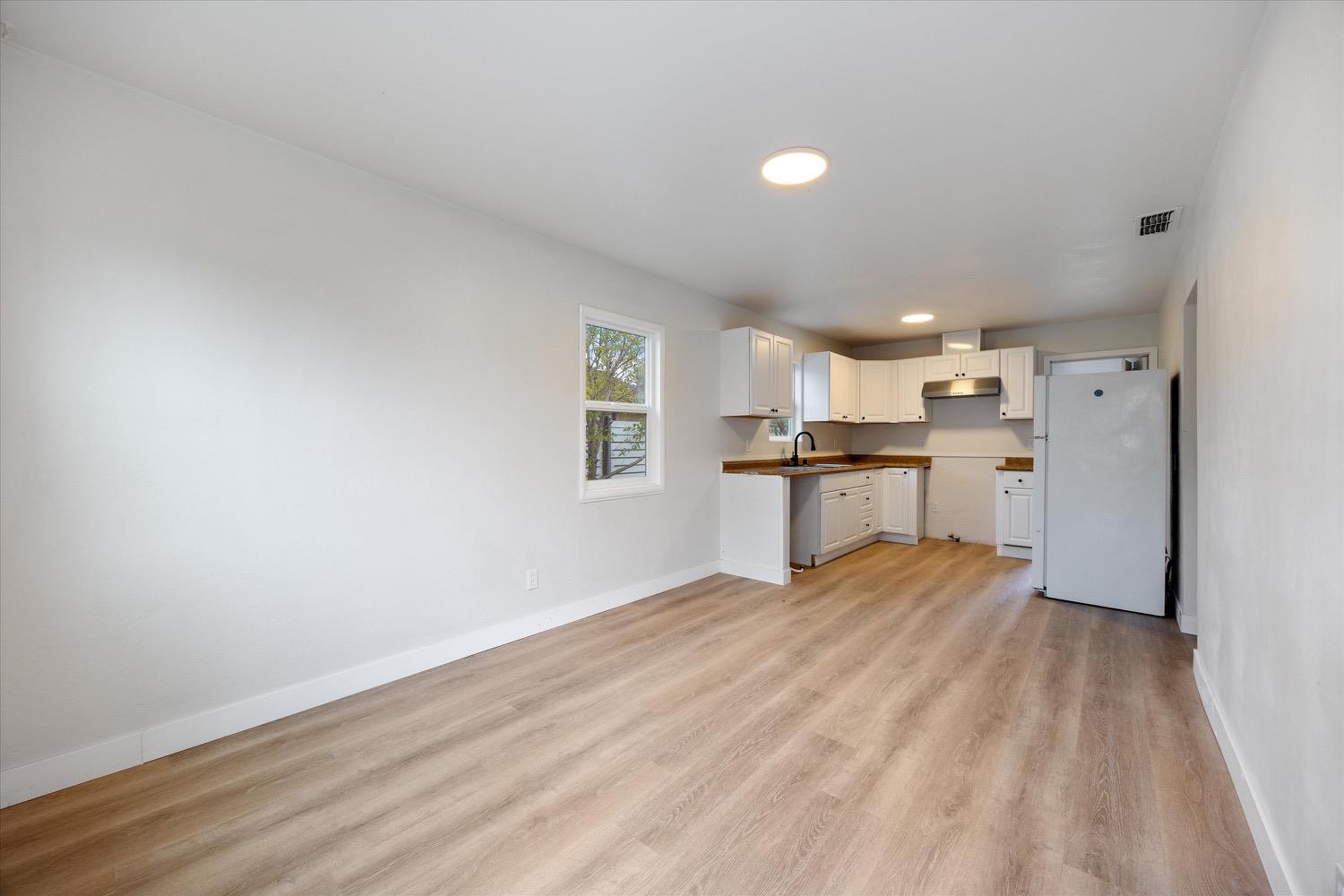 2100 S Keith Way