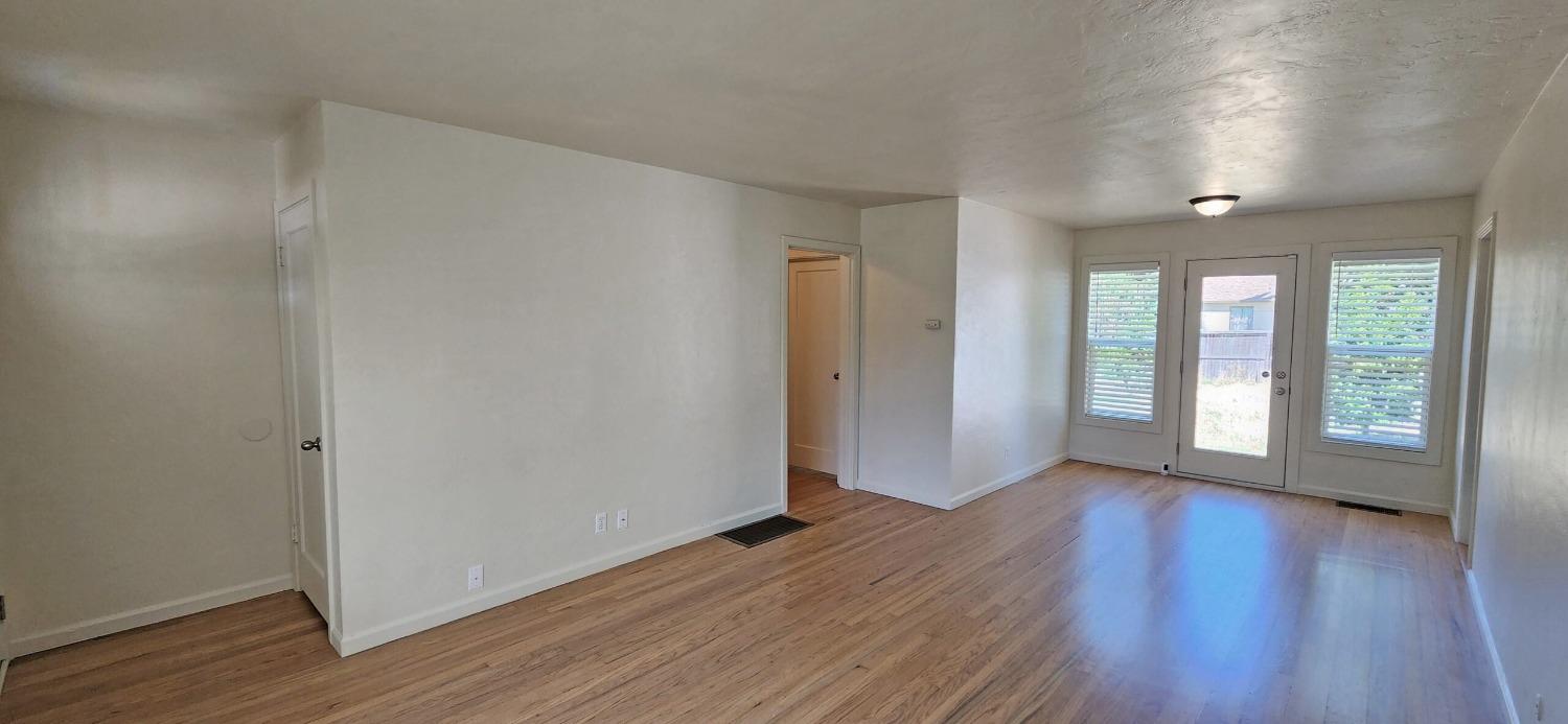 1012 Jefferson Boulevard