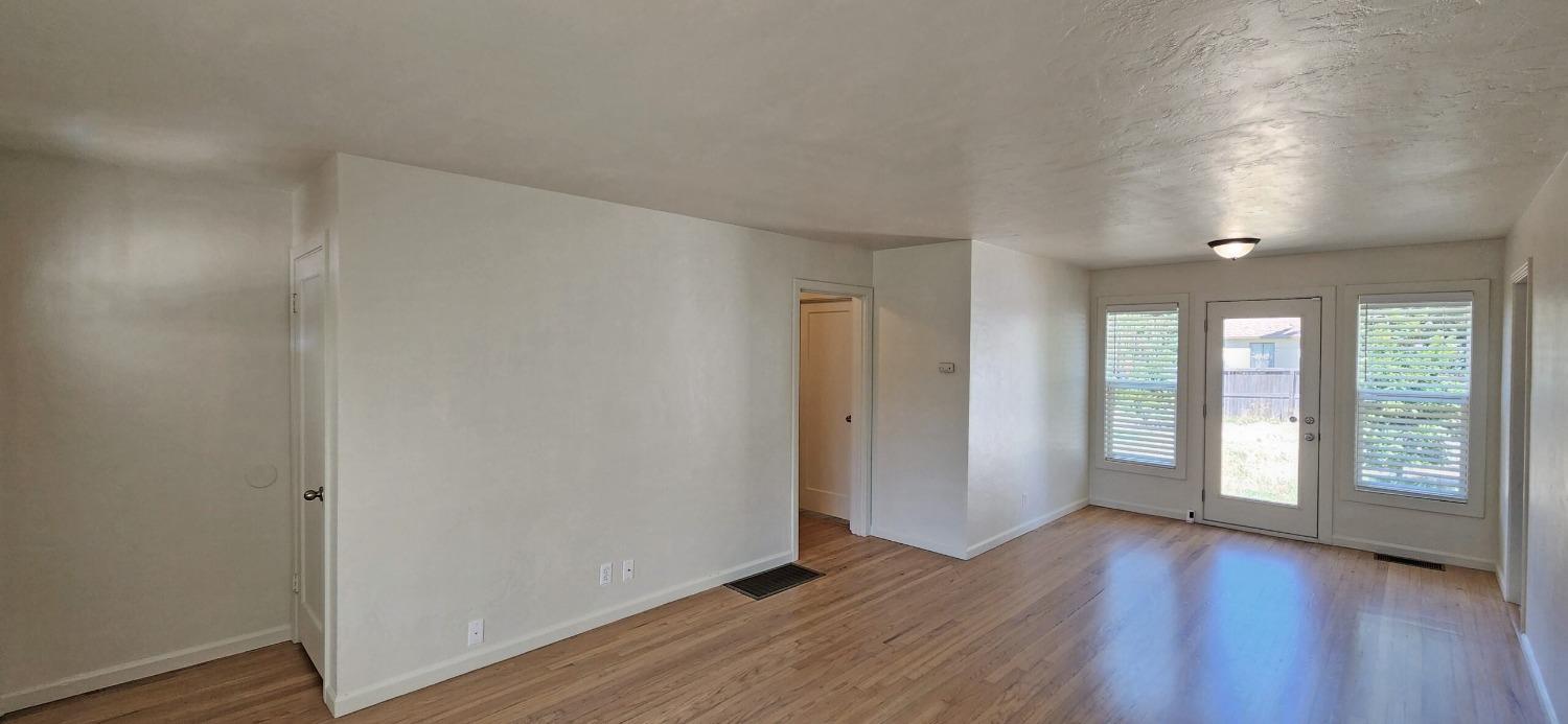 1012 Jefferson Boulevard
