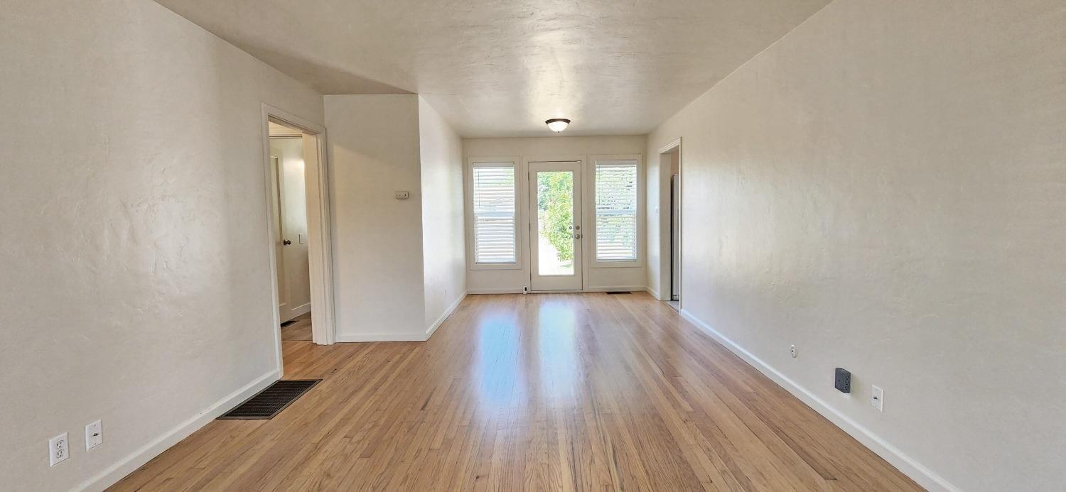 1012 Jefferson Boulevard