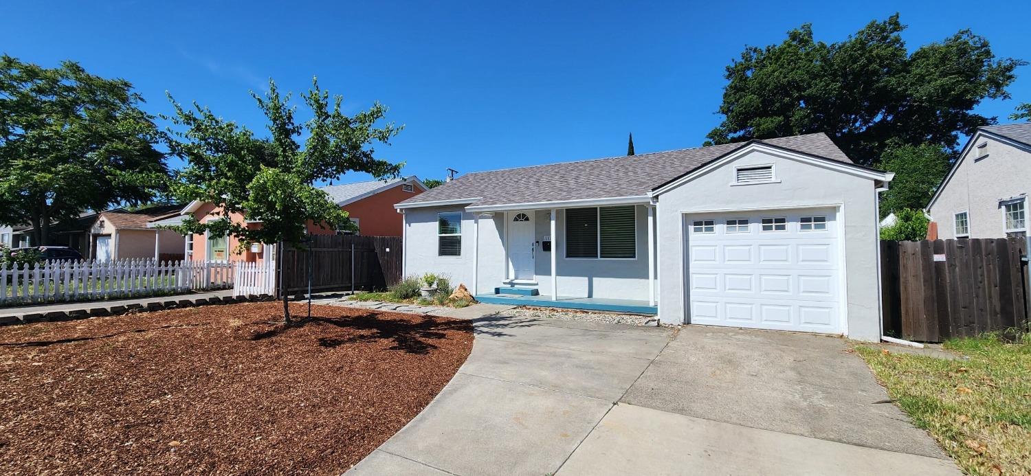 1012 Jefferson Boulevard