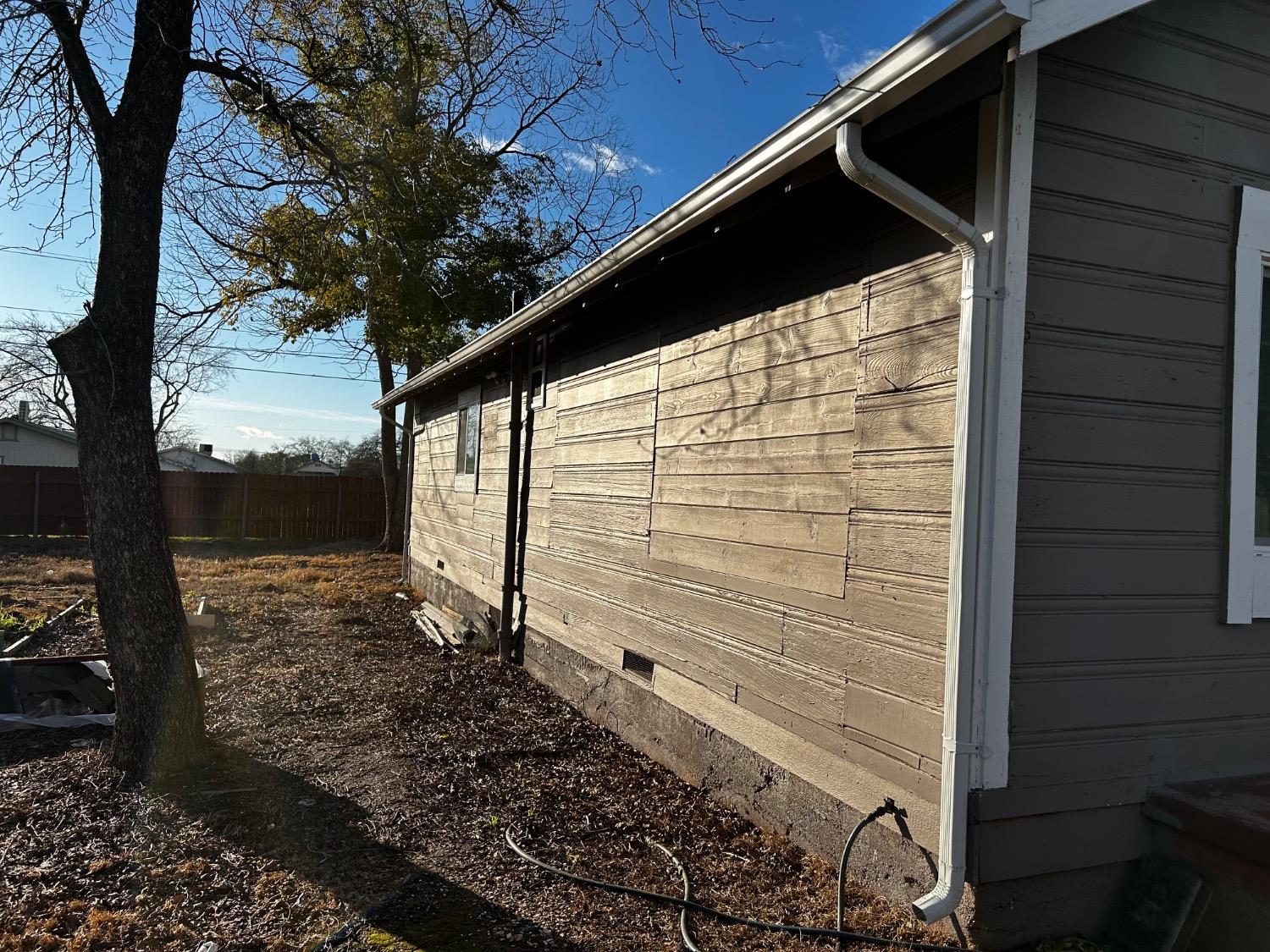 3220 Burlington Avenue