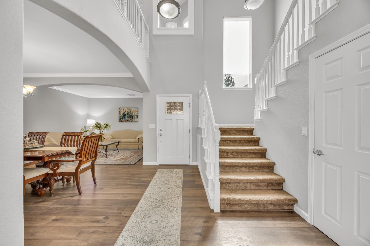 9056 Running Wolf Way