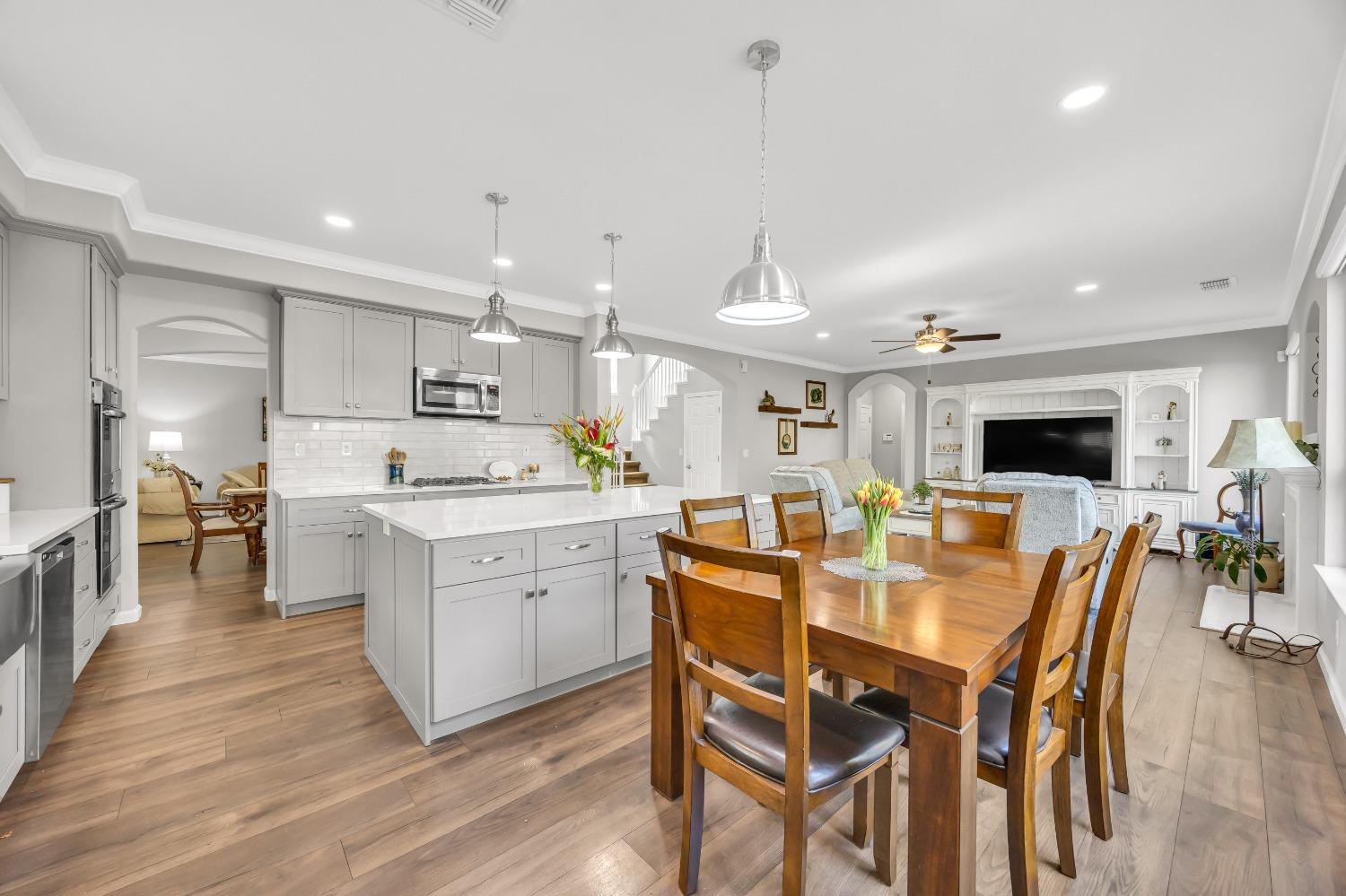 9056 Running Wolf Way