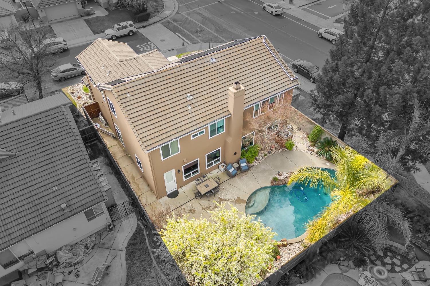 9056 Running Wolf Way