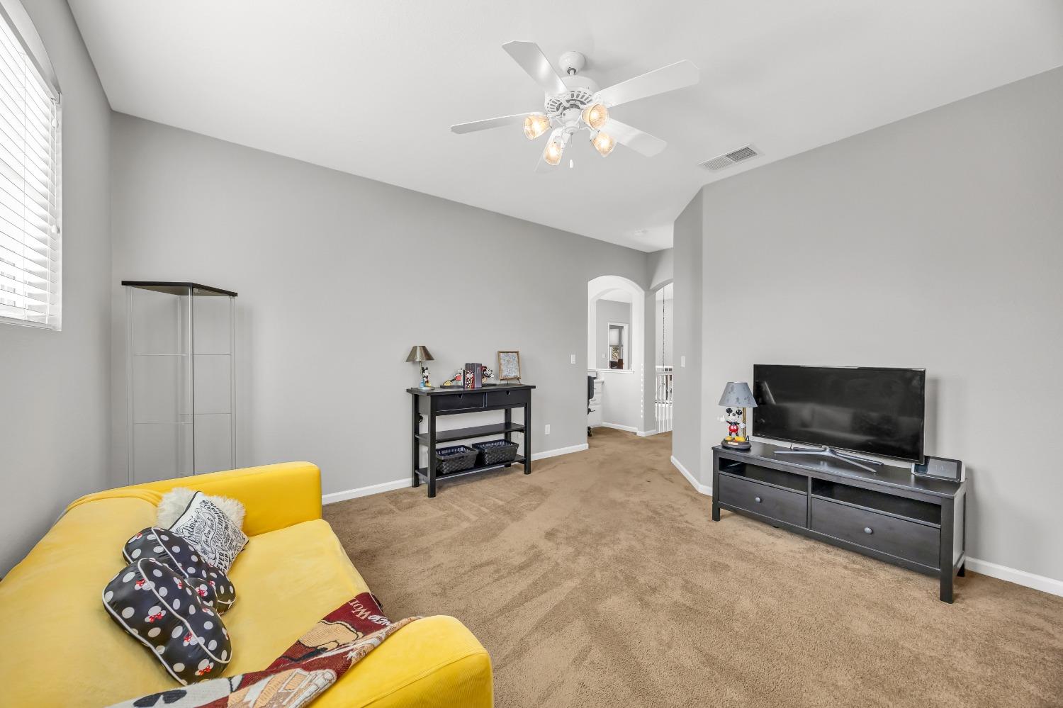 9056 Running Wolf Way