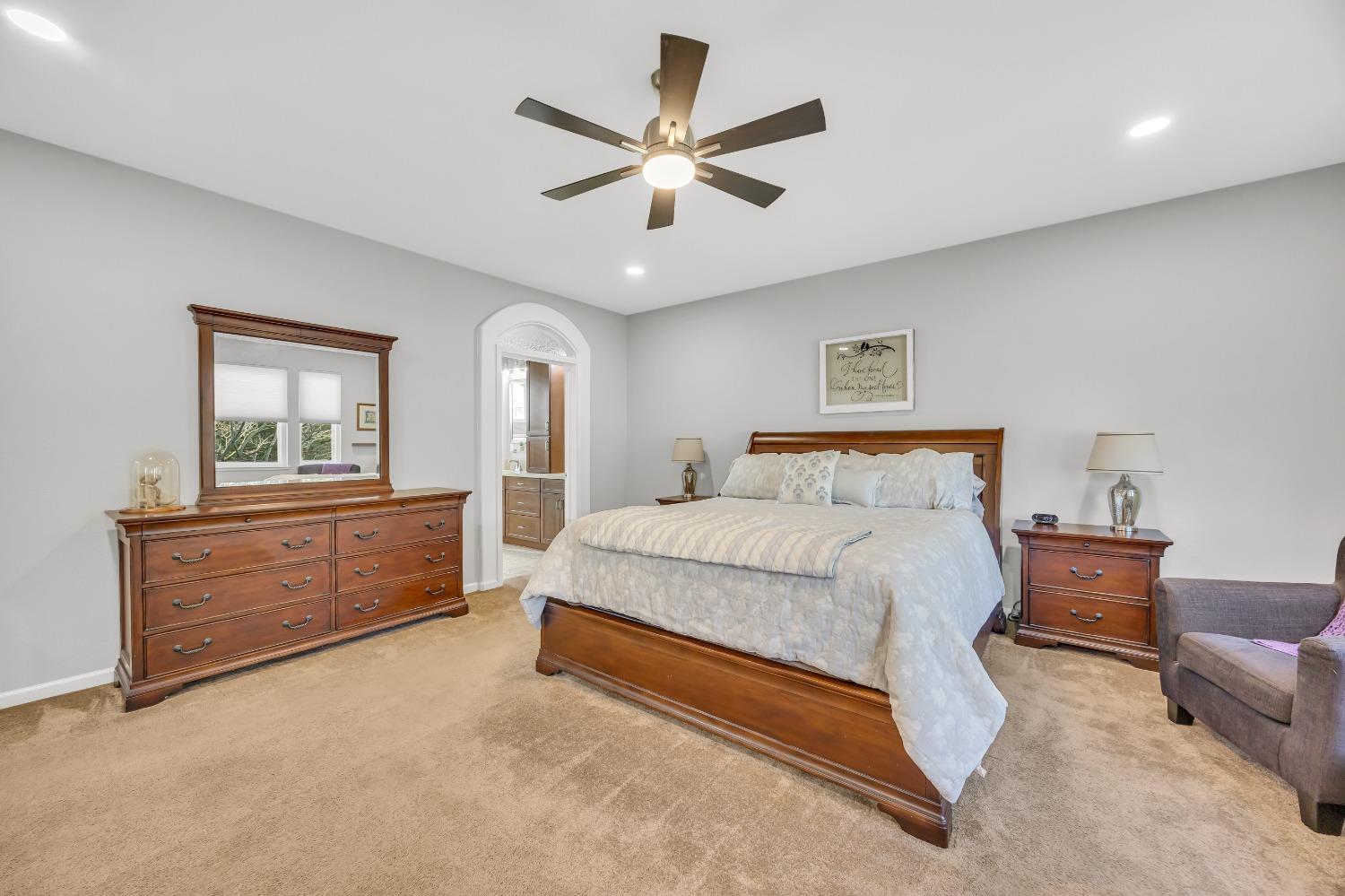 9056 Running Wolf Way