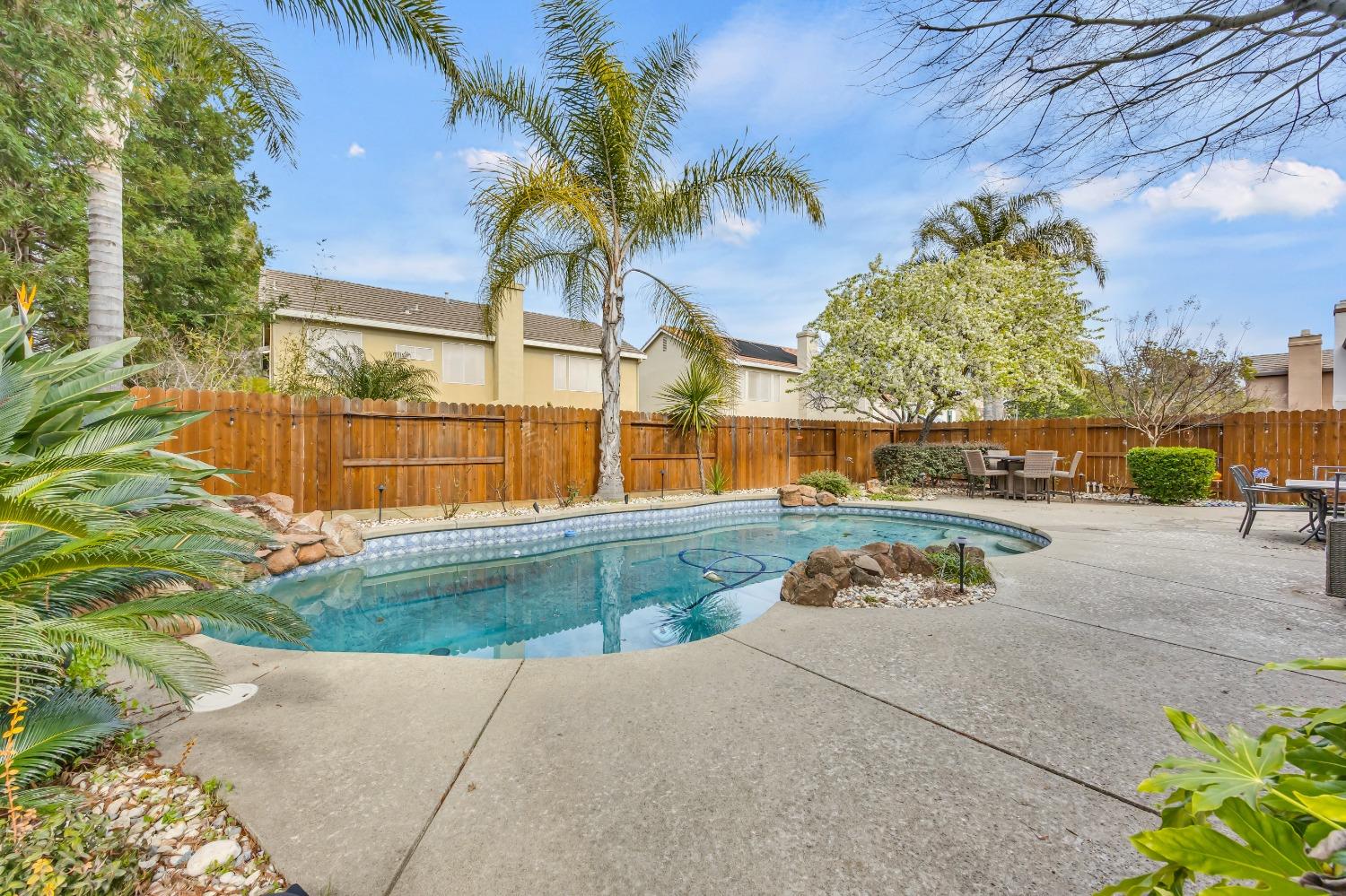 9056 Running Wolf Way