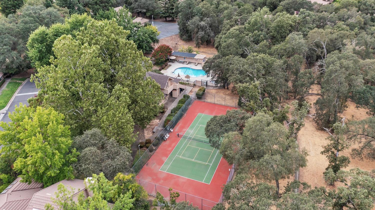 8216 Heritage Meadow Lane