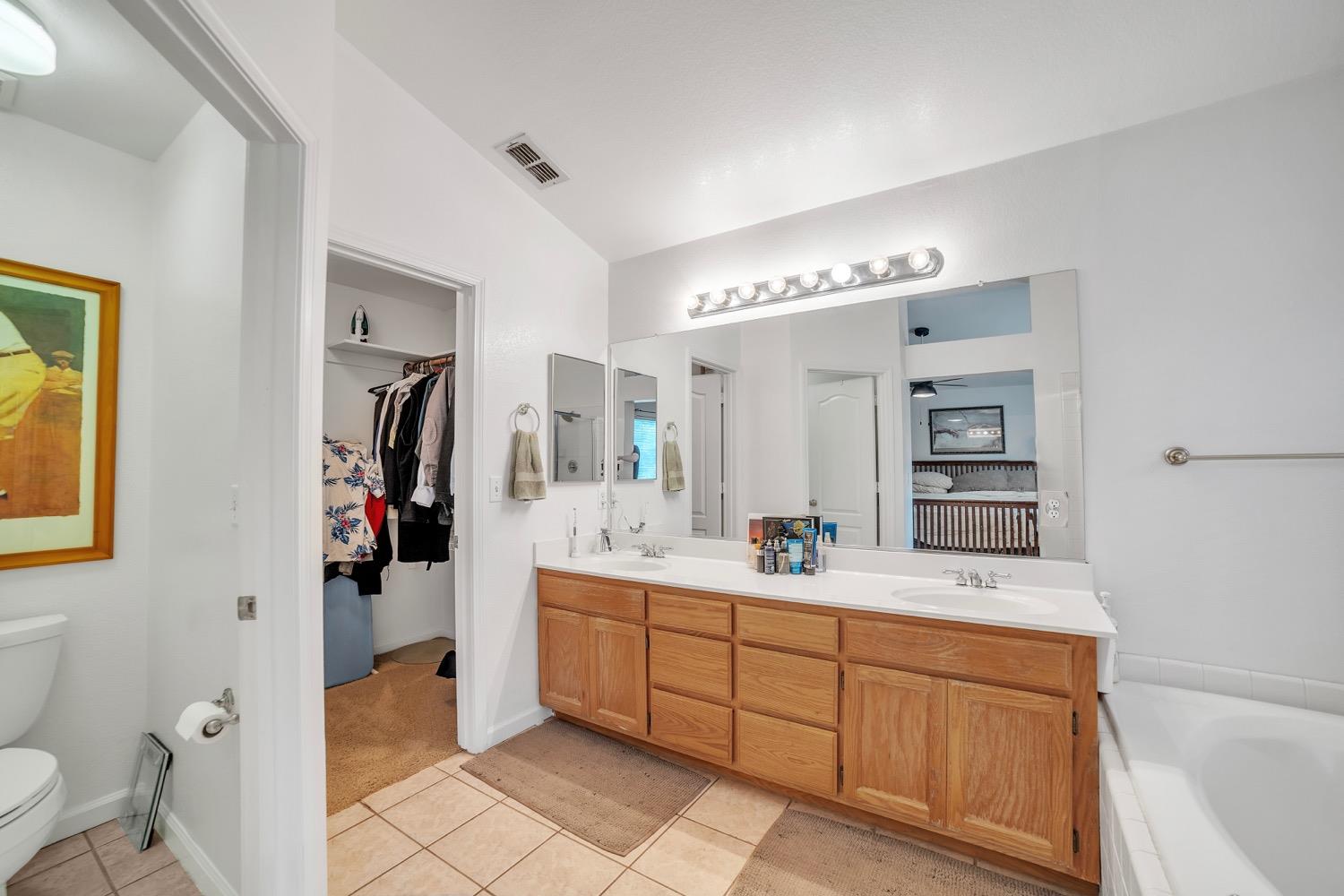 8216 Heritage Meadow Lane