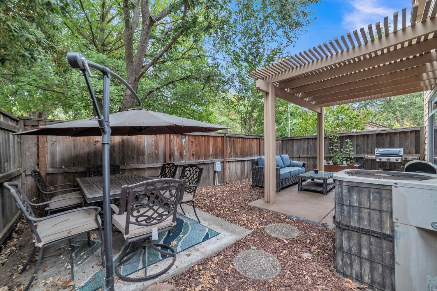 8216 Heritage Meadow Lane