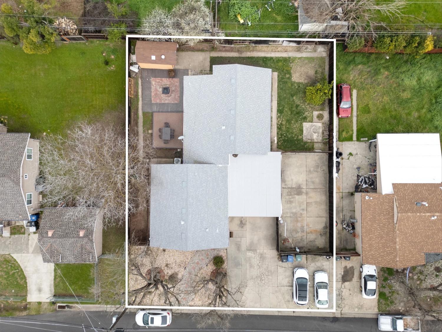 2011 Edwin Way