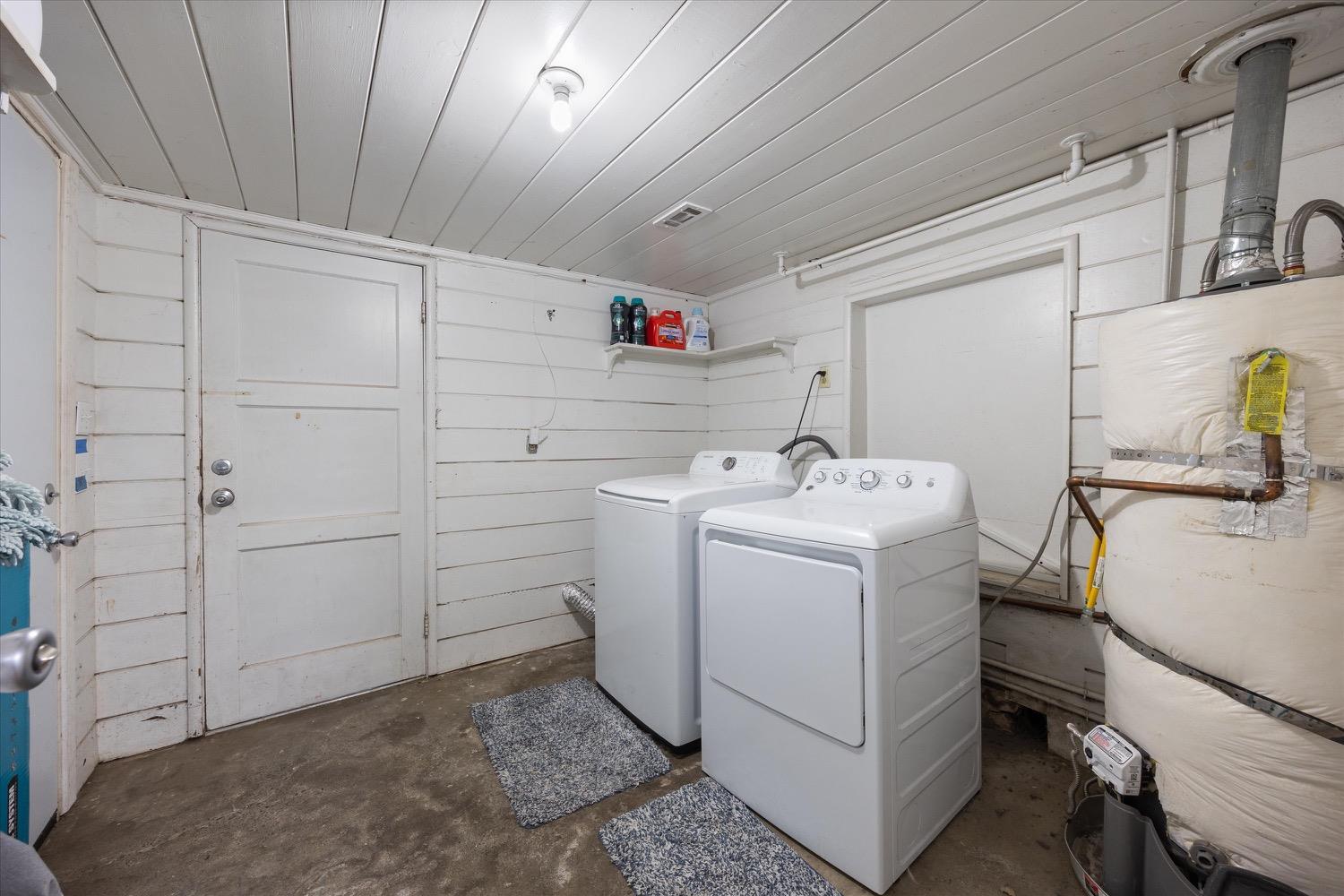 2011 Edwin Way