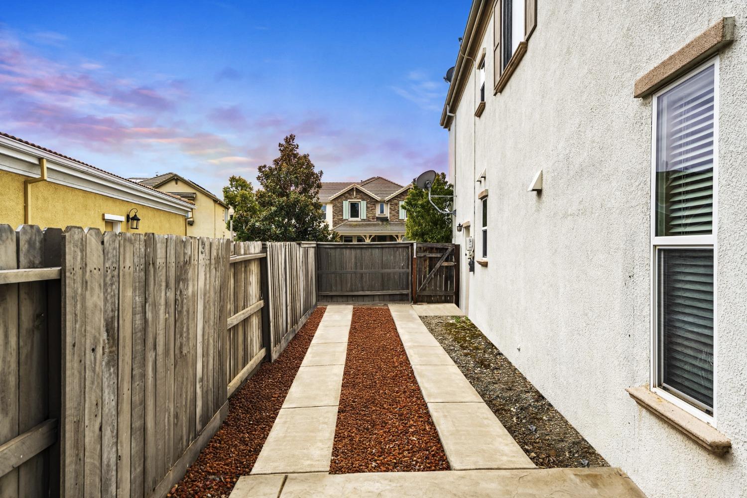 1386 Standish Circle