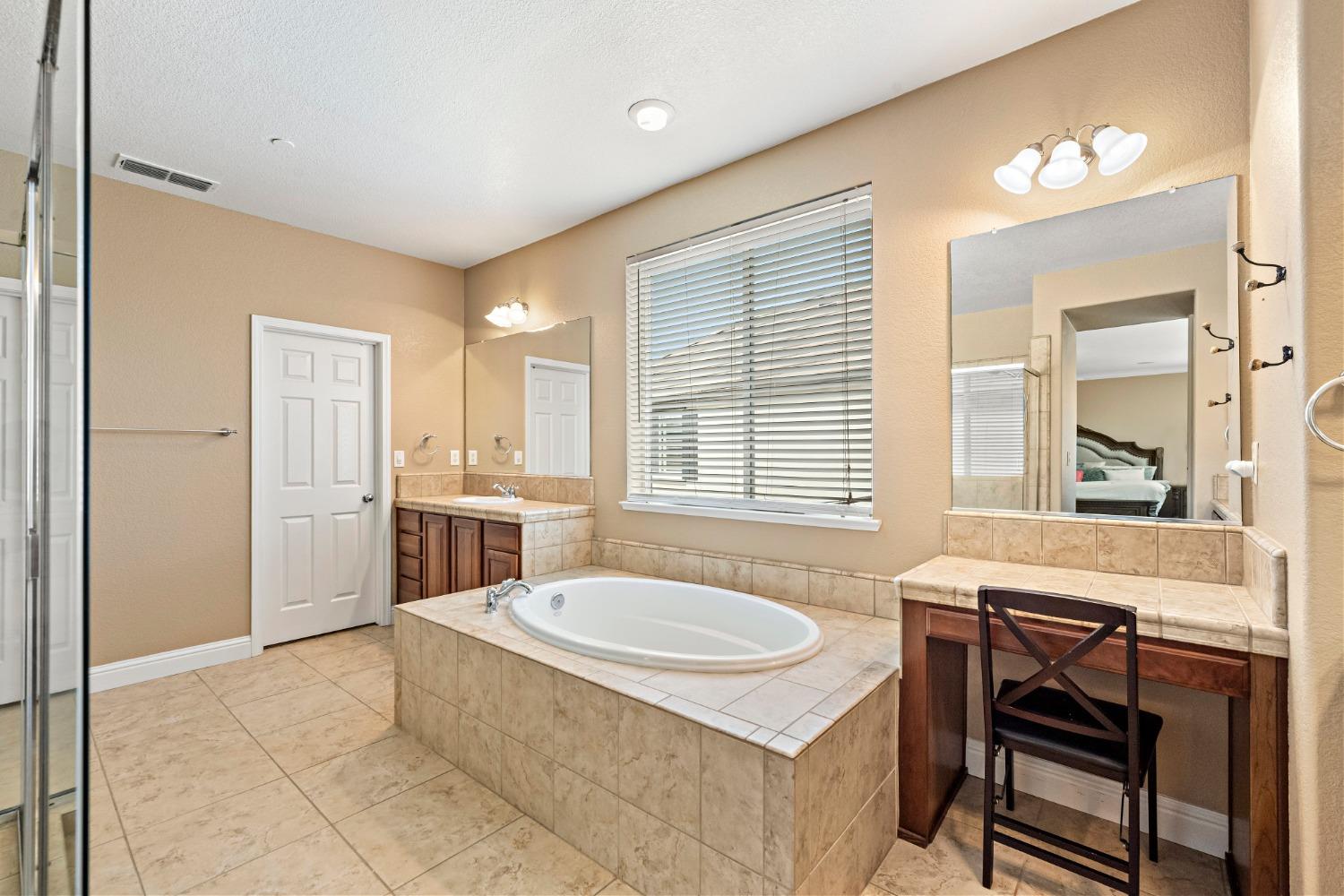 1386 Standish Circle