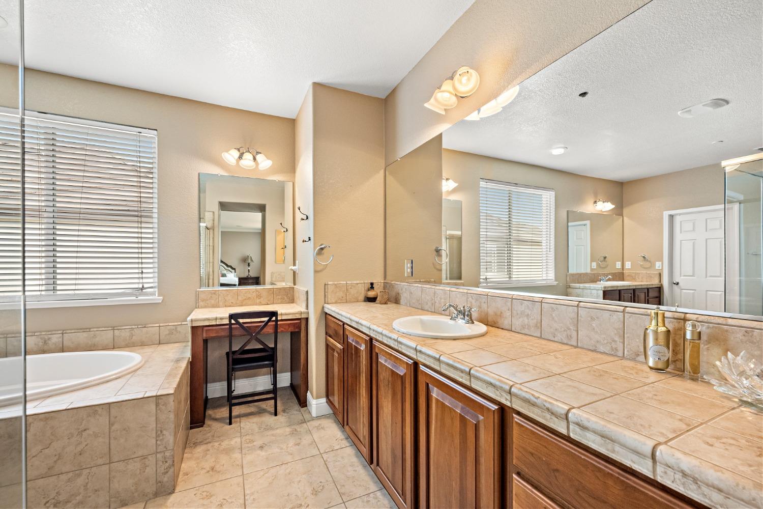 1386 Standish Circle