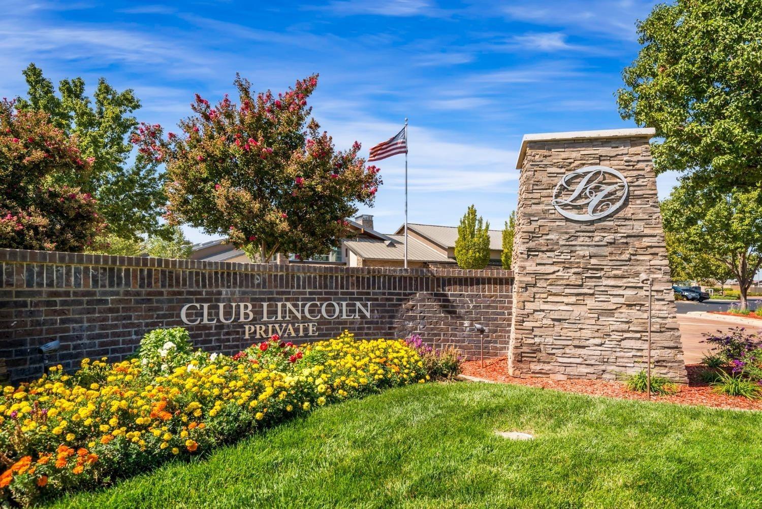 1386 Standish Circle